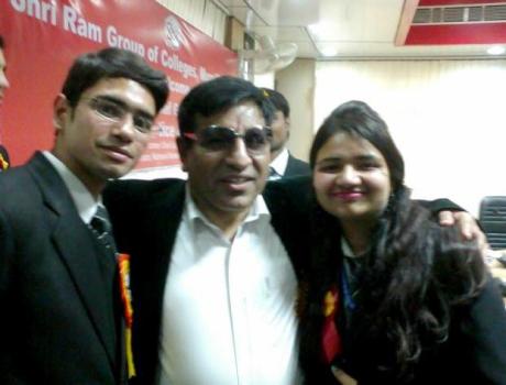 Top Lawyer of India, Dr. Surat Singh (Centre), with law students of Shri Ram College of Law, Muzafarnagar, India 
